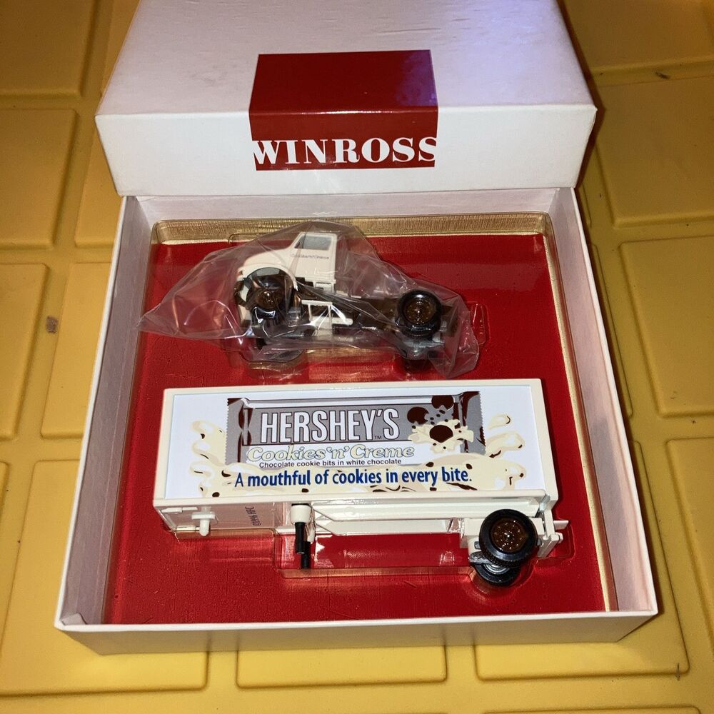 Hershey Cookies N Cream '96 Winross Delivery Truck